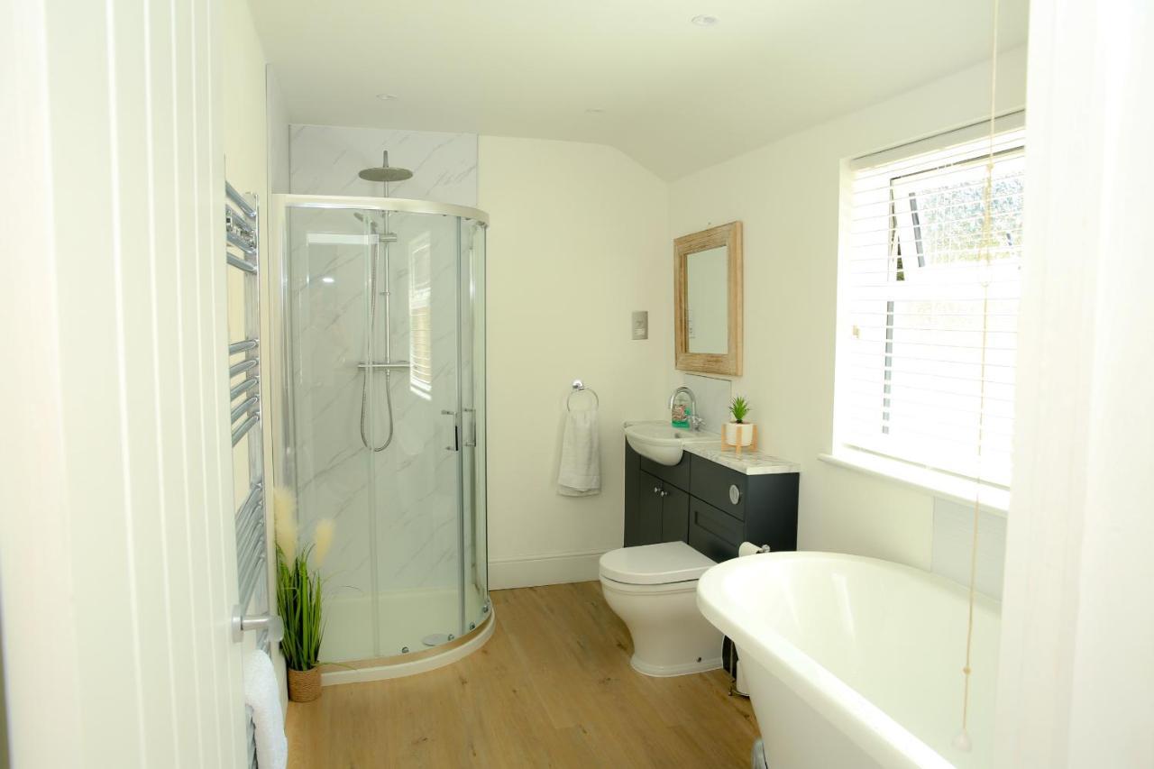 Fully Refurbished Property-March 22-Next To Beach Lowestoft Exterior photo